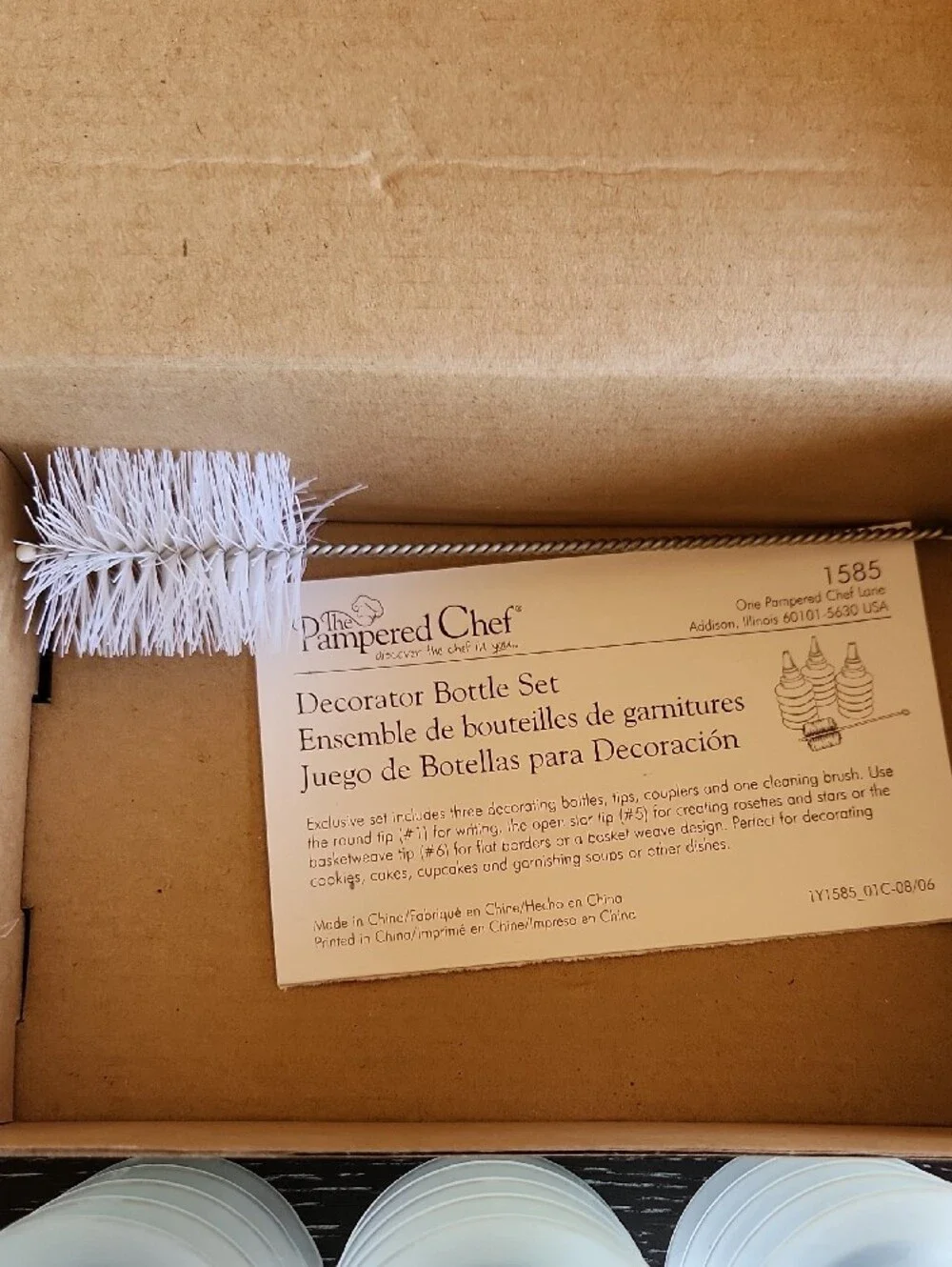 New In Box The Pampered Chef Decorator Bottle Set Of Three